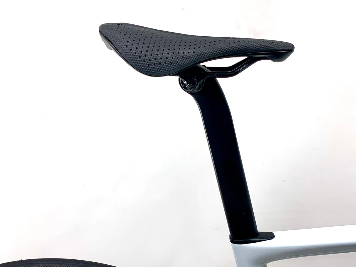 2023 Specialized Tarmac SL7 Expert Rival AXS Size: 56cm (Preowned)