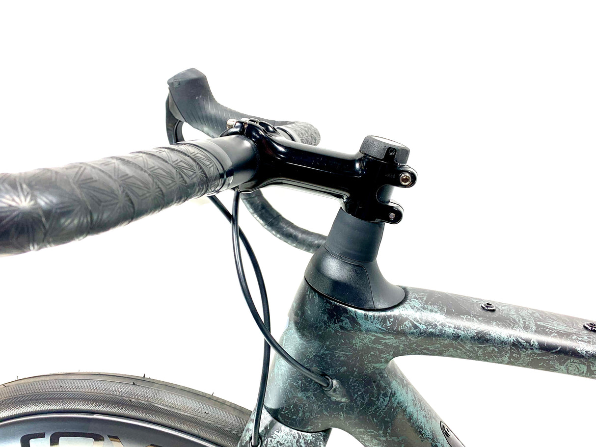 2026 Specialized S-Works Roubaix SL8 Sram Size: 52cm (Preowned)