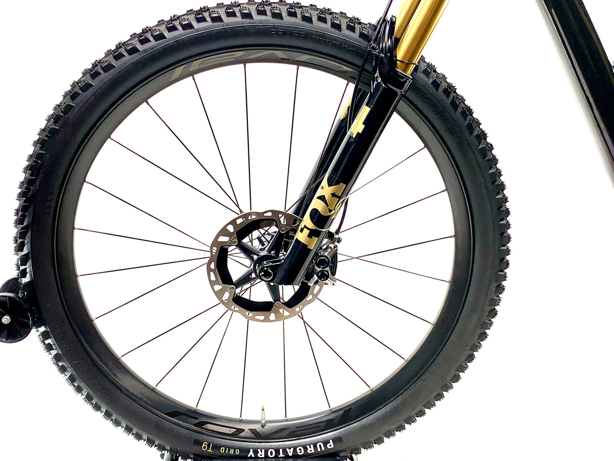 2026 Specialized S-Works Epic 8 Evo XTR Di2 1X12 Size: Medium (Preowned)