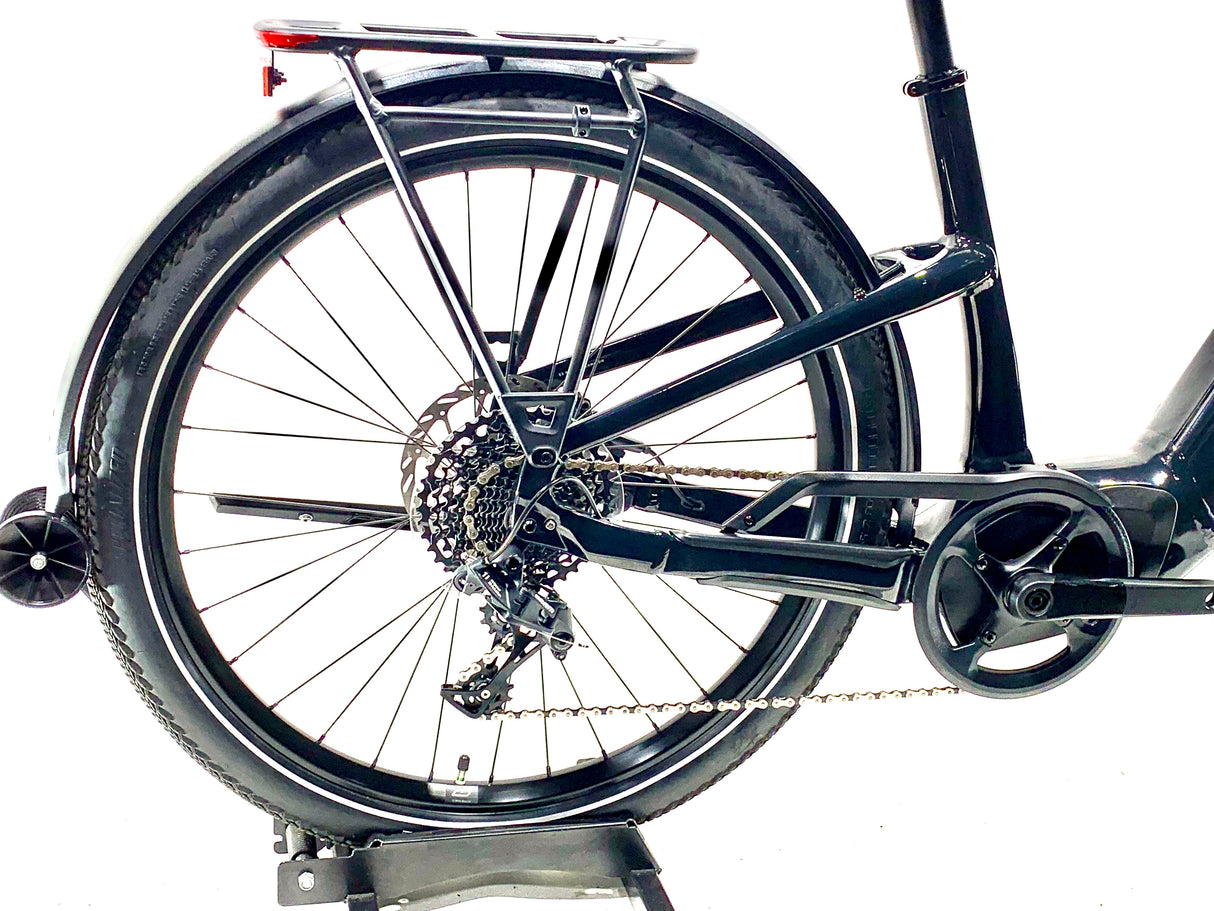 2023 Specialized Turbo Como 4.0 E-Bike Size: Large (Preowned)