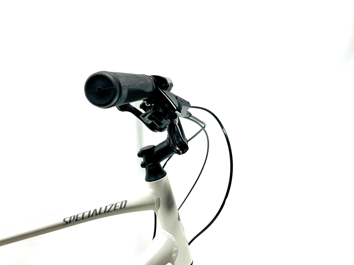 2026 Specialized Roll 3.0 Size: Large (Preowned)