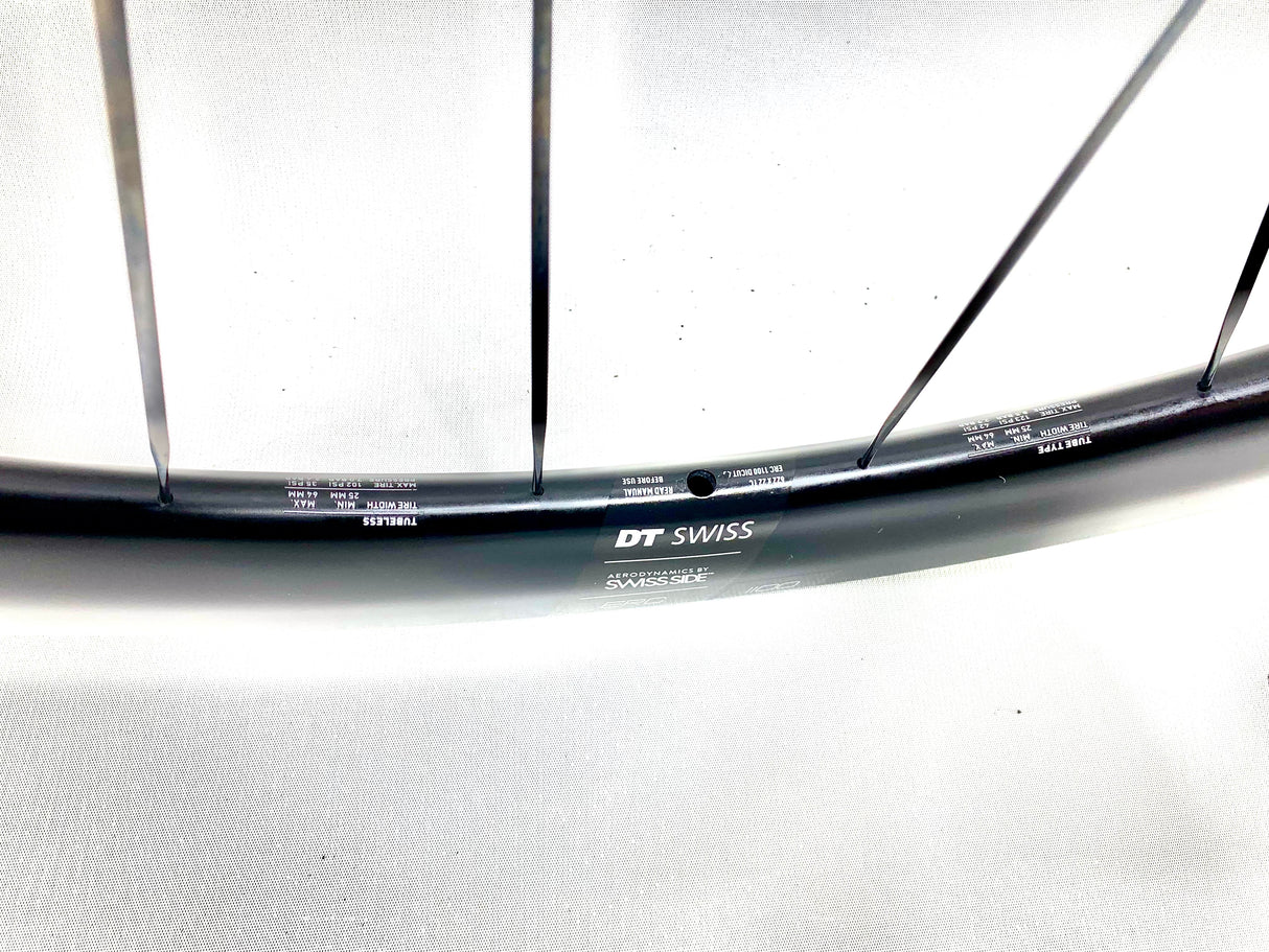 DT Swiss 1100 ERC DICUT 45 Wheel Set (Preowned)