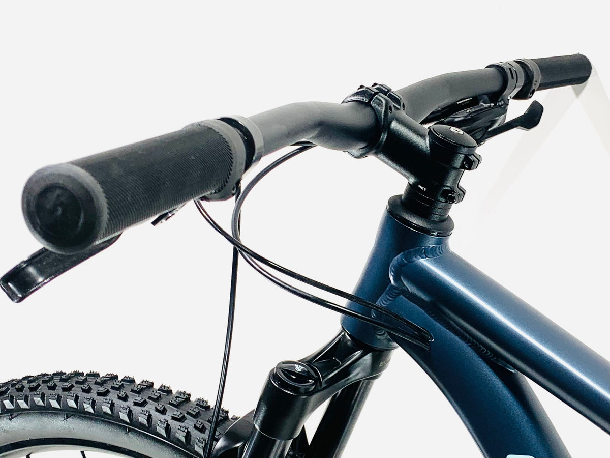 2025 Specialized Rockhopper Expert 29" size: Medium (Preowned)