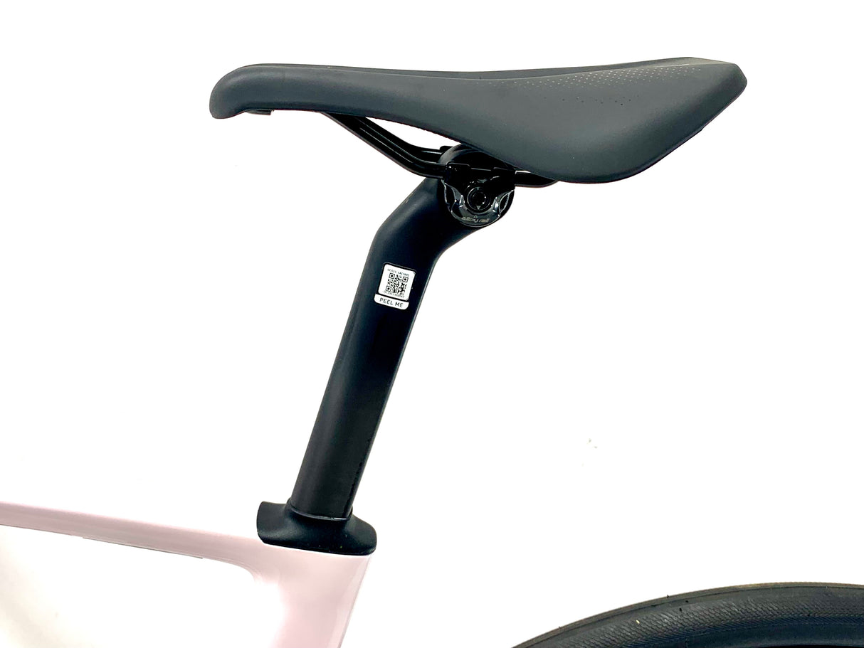 2027 Specialized Roubaix SL8 Sport Shimano 105 12-Speed Size: 56cm (Preowned)