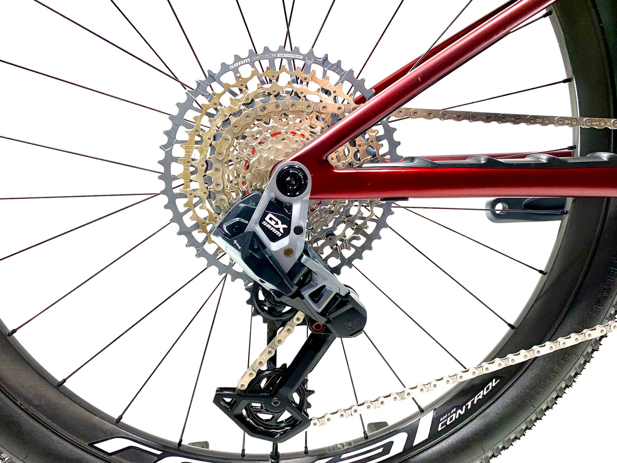 2024 Specialized Epic 8 Expert SRAM GX AXS Size: XL (Preowned)