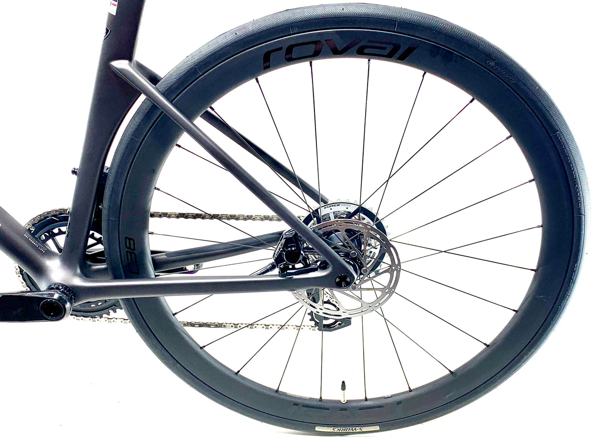 2027 Specialized Tarmac SL9 Expert - SRAM Force AXS Size: 56cm (Preowned)
