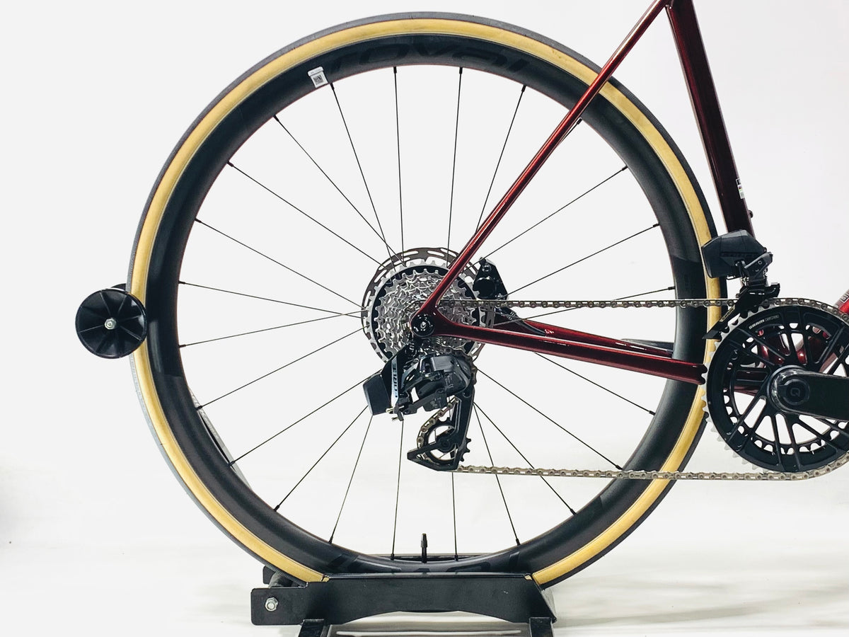 2027 Specialized Aethos 2 Pro Force AXS Roval Carbon Wheels Size: 56cm (Preowned)