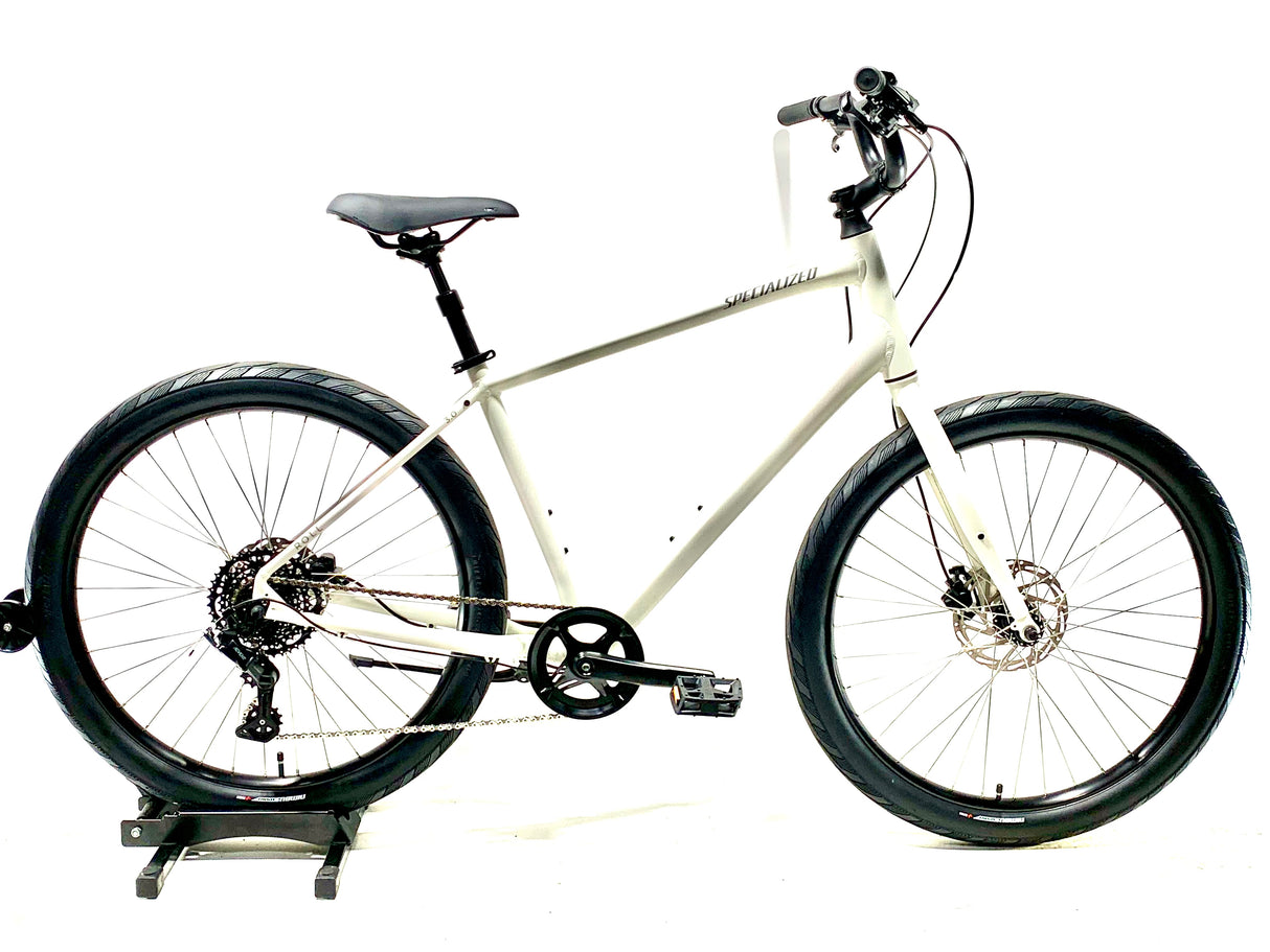 2026 Specialized Roll 3.0 Size: Large (Preowned)