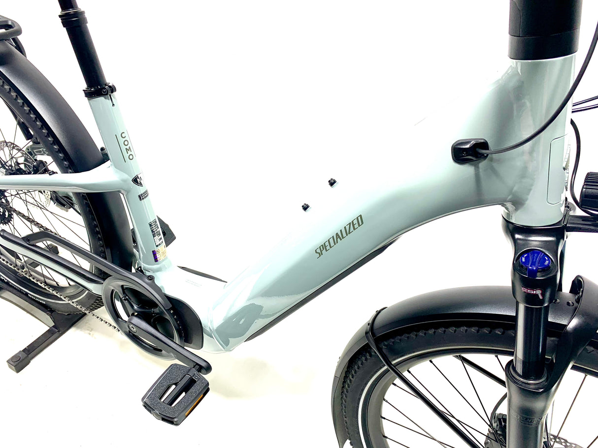2027 Specialized Turbo Como 4.0 E-Bike Size: Medium (Preowned)