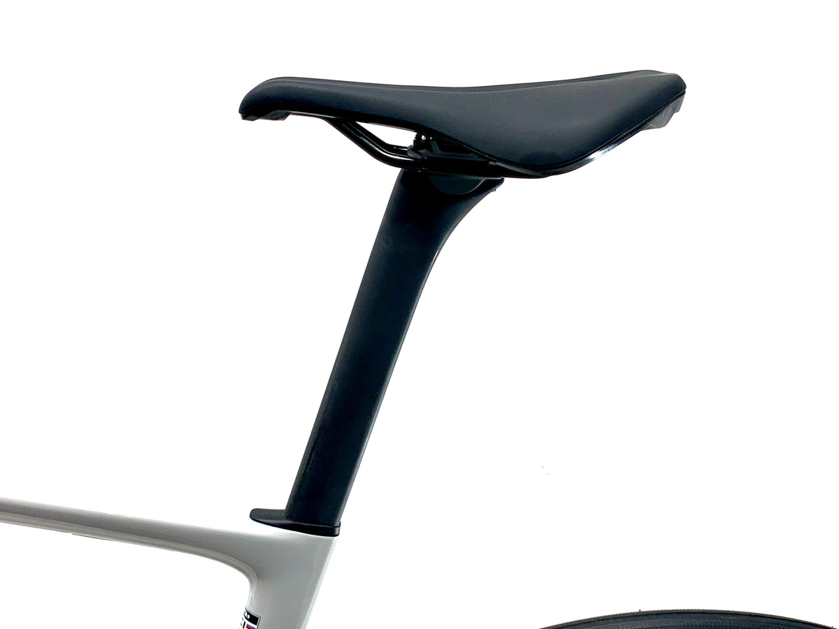 2027 Specialized Tarmac SL9 Comp - Shimano 105 Di2 Size: 56cm (Preowned)