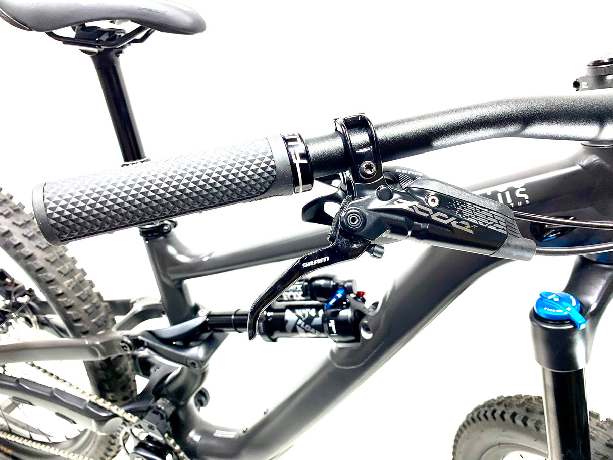 2025 Specialized Status 2 170 Sram NX Eagle 1X12 Size: S0 (Preowned)