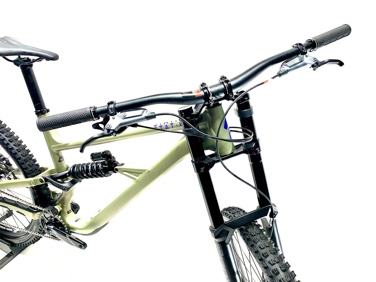 2024 Specialized Status 2 170 DH SRAM GX 1X7 Size: S5 Large (Preowned)