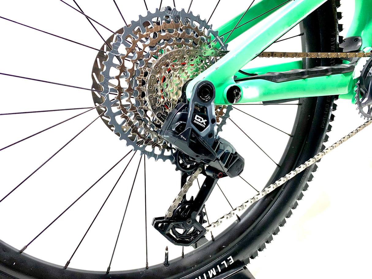 2025 Specialized Stumpjumper 15 Expert 29 SRAM GX AXS 1X12 Size: S3 (Preowned)