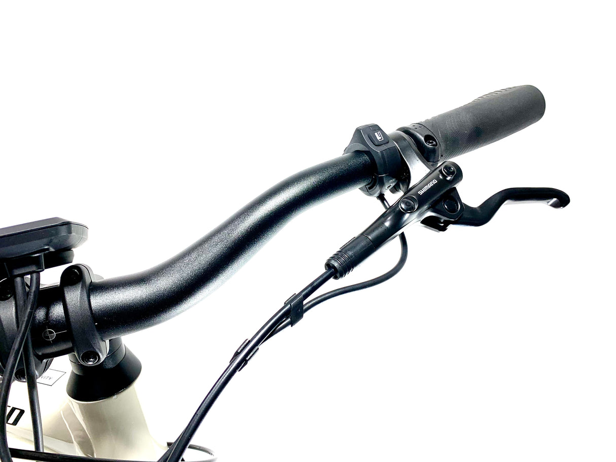 2023 Specialized Turbo Vado 3.0 E-Bike Size: XL (Preowned)