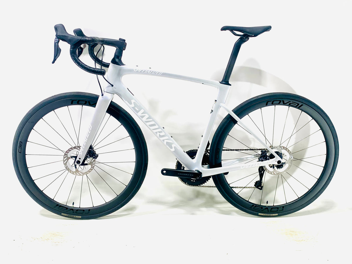 2027 Specialized S-Works Roubaix SL8 Shimano Ultegra Di2 Size: 56cm (Preowned)