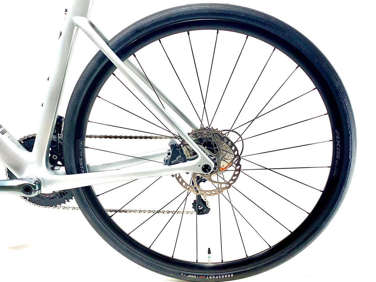2026 Specialized Roubaix SL8 Carbon Disc Shimano Size: 58cm (Preowned)
