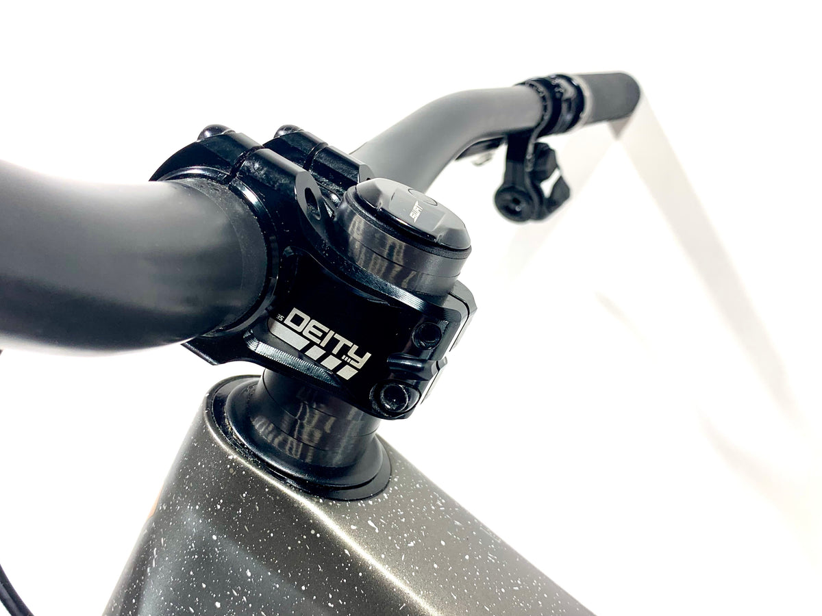 2025 Specialized S-Works Stumpjumper 15 Sram XX AXS Size: S3 (Preowned)