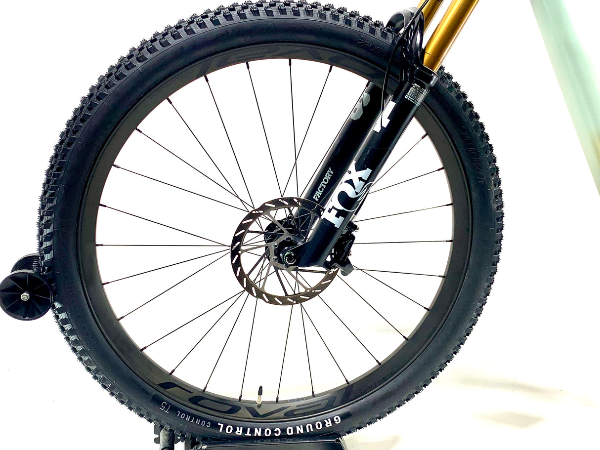 2024 Specialized Epic 8 Evo Pro SRAM X0 AXS Size: Medium (Preowned)