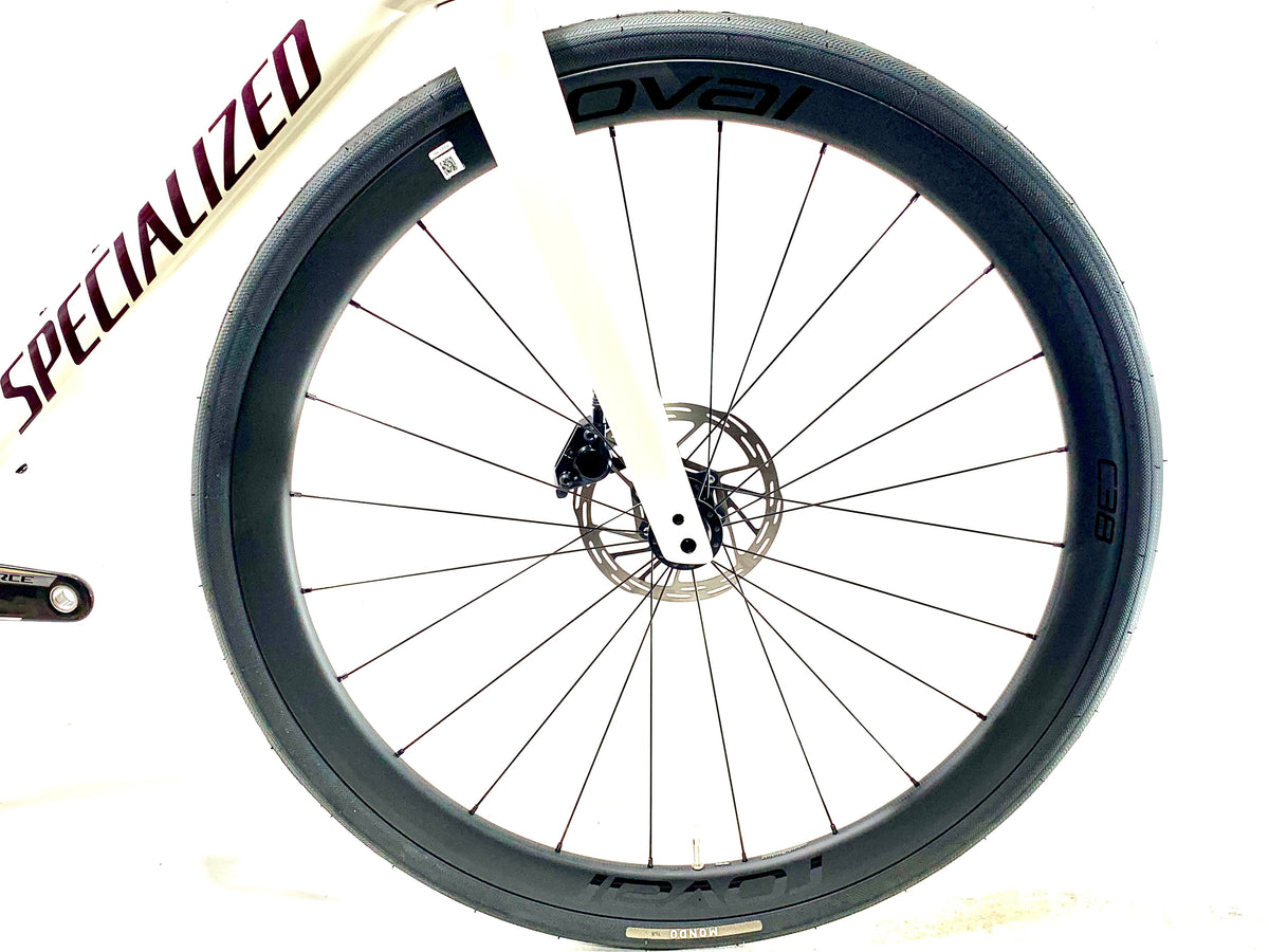 2027 Specialized Roubaix SL8 Expert Sram Force Size: 54cm (Preowned)