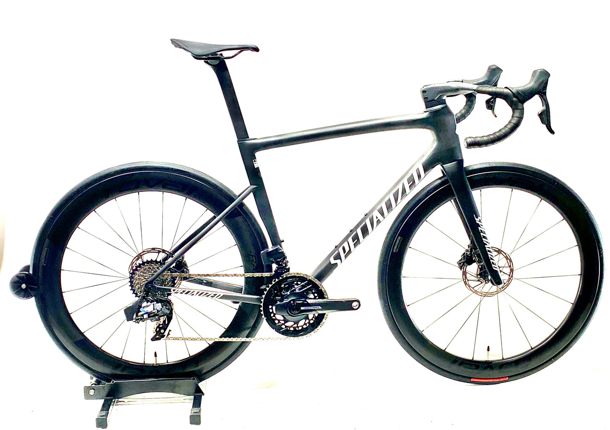 2024 Specialized Tarmac SL8 Pro Force AXS Size: 56cm (Preowned)