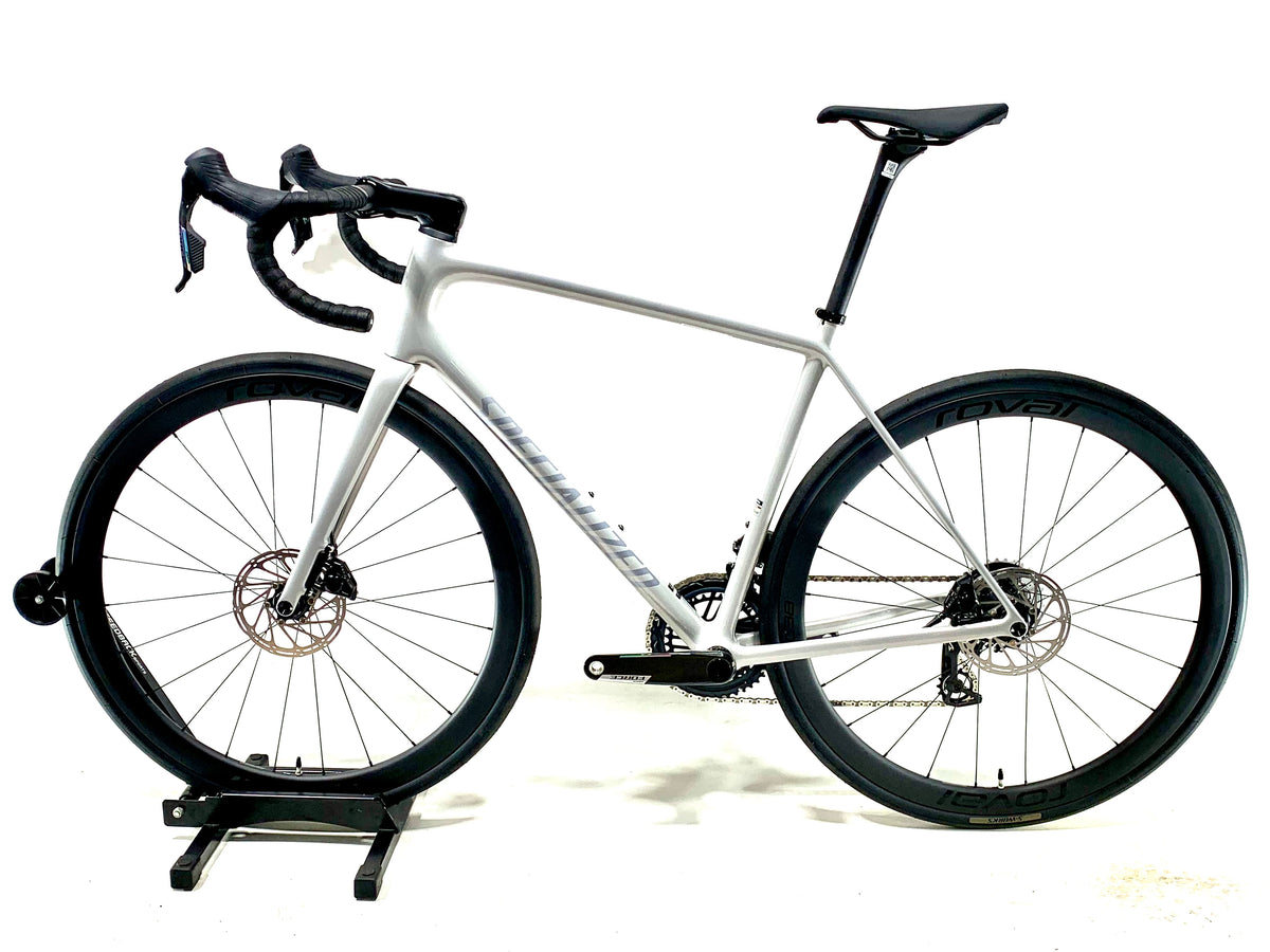 2027 Specialized Aethos 2 Expert Sram Force Size: 56cm (Preowned)