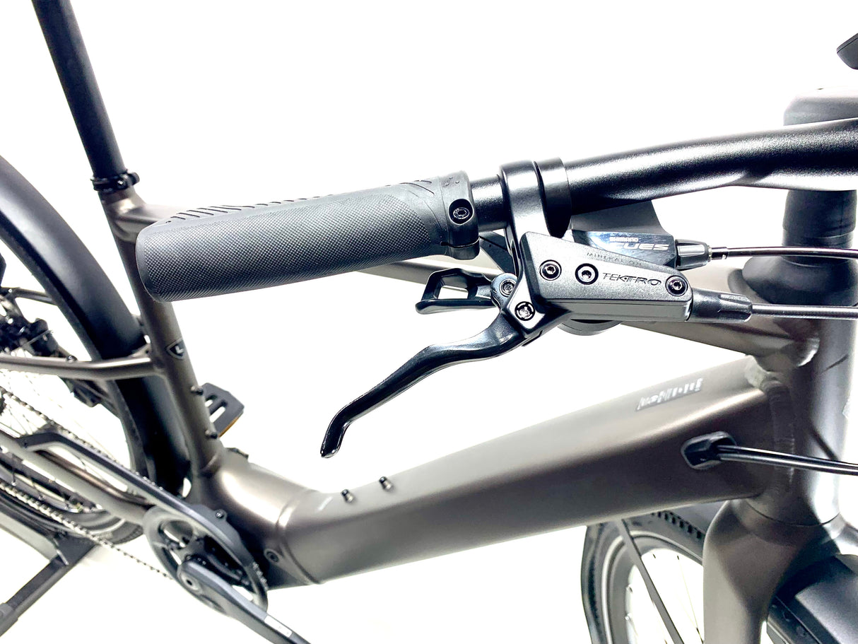 2027 Specialized Turbo Vado SL 2 4.0 Size: Large (Preowned)