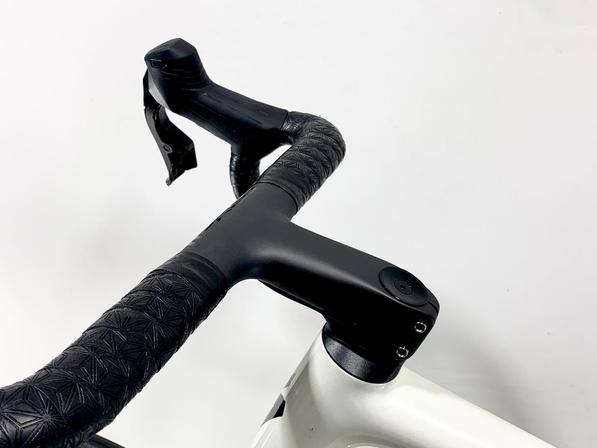2027 Specialized Aethos 2 Pro Sram Force Size: 56cm (Preowned)