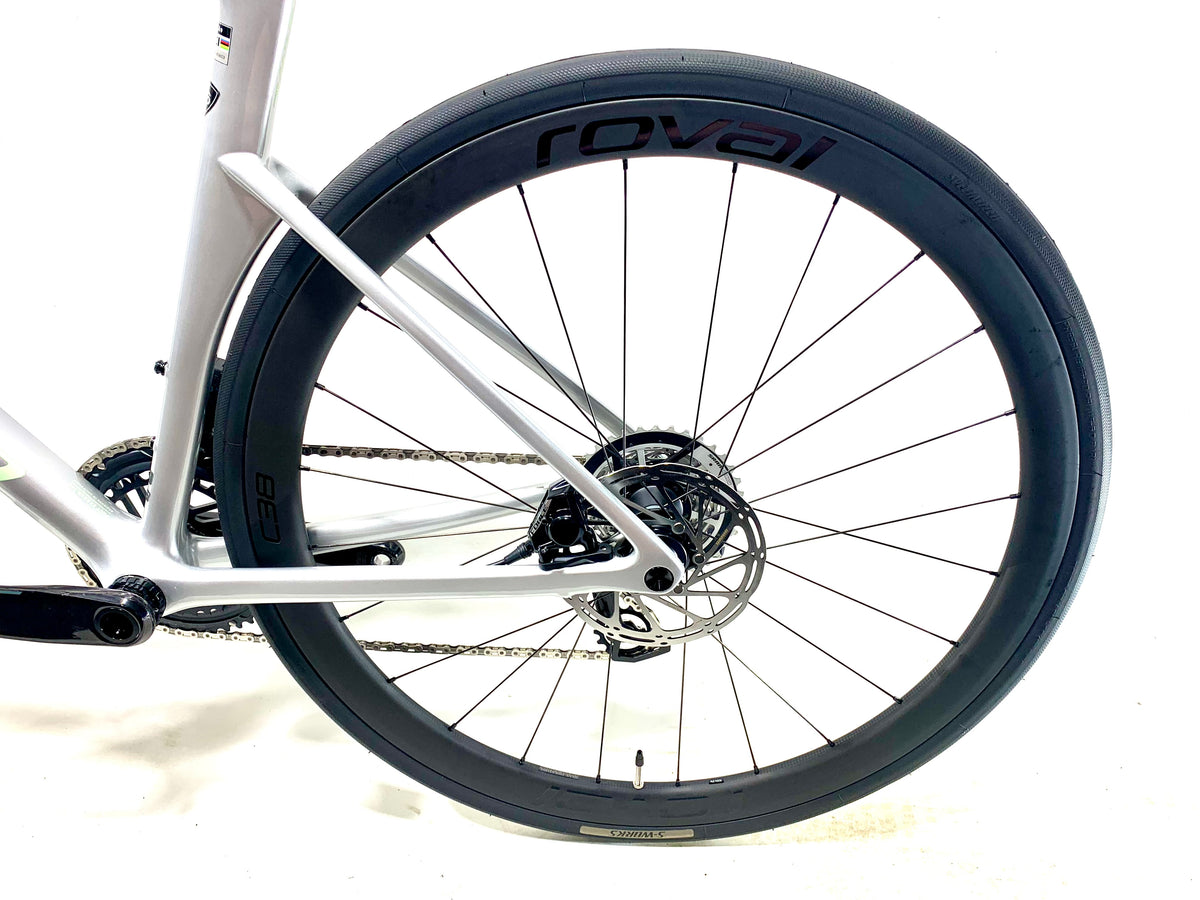 2027 Specialized Tarmac SL9 Expert - SRAM Force AXS Size: 56cm (Preowned)
