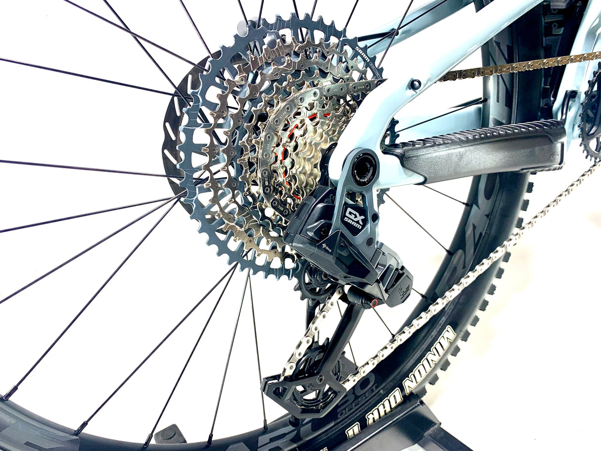 2025 Santa Cruz 5010 Carbon C Sram GX AXS Size: Large (Preowned)