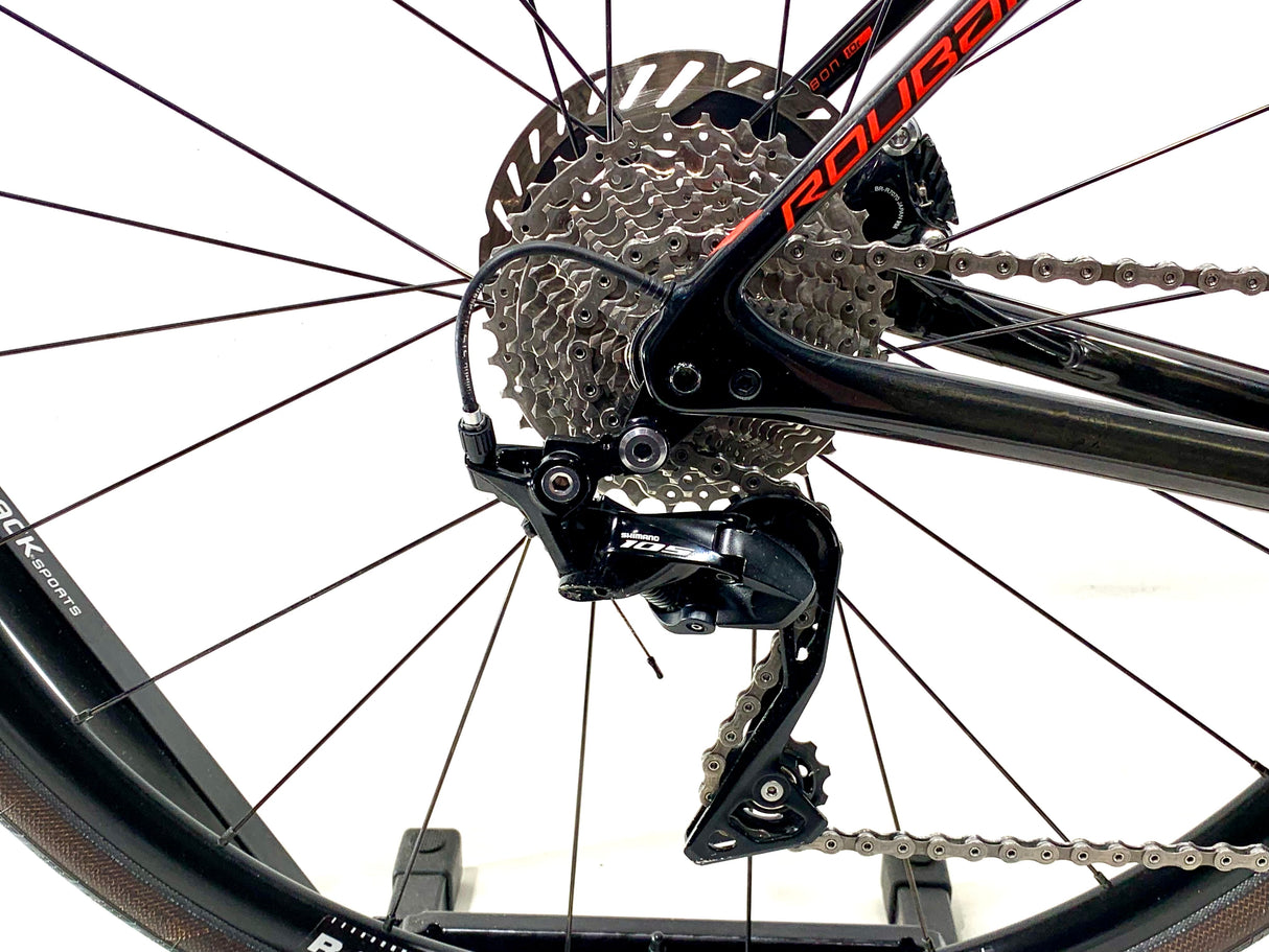 2020 Specialized Roubaix Sport Disc 105 11-Speed Size: 56cm (Preowned)