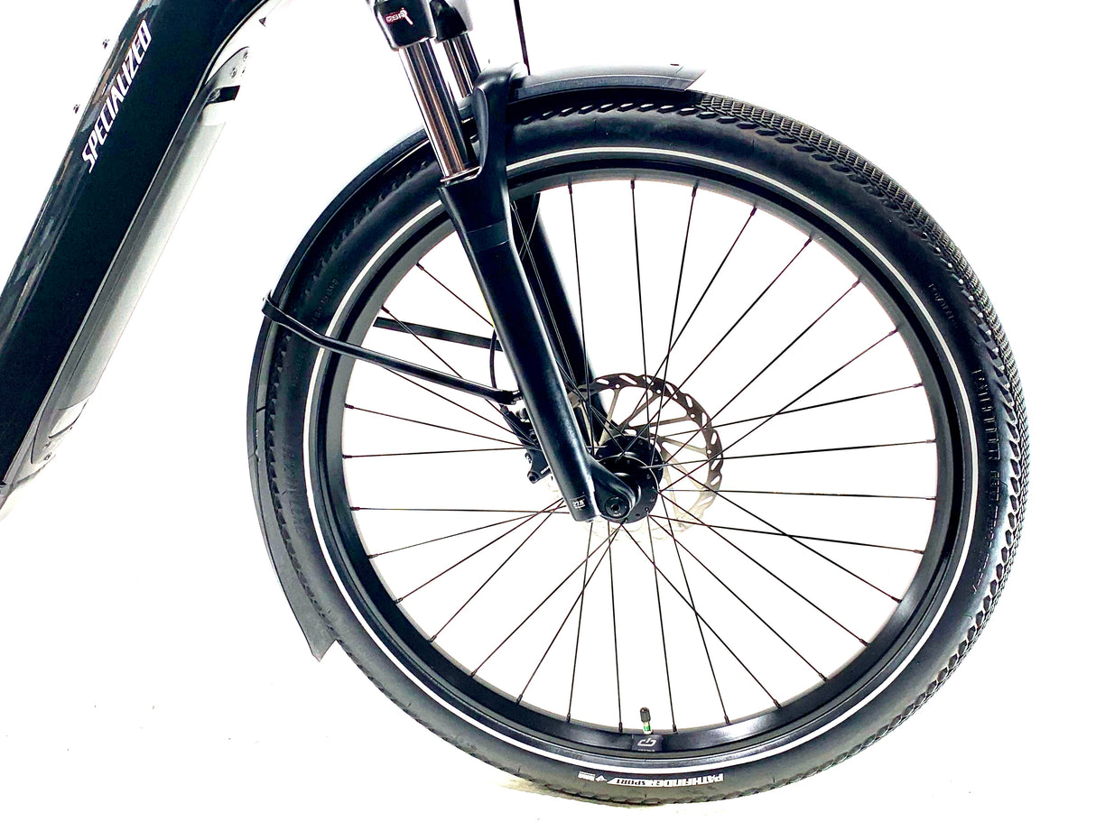 2023 Specialized Turbo Como 4.0 E-Bike Size: Large (Preowned)