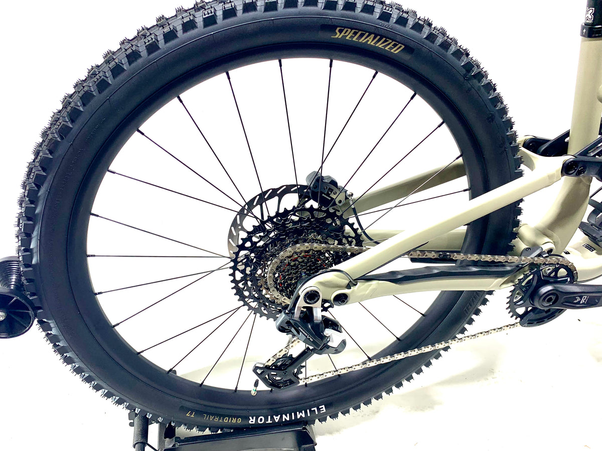 2027 Specialized Stumpjumper 15 EVO Elite Alloy 29 Size: S4 (Preowned)