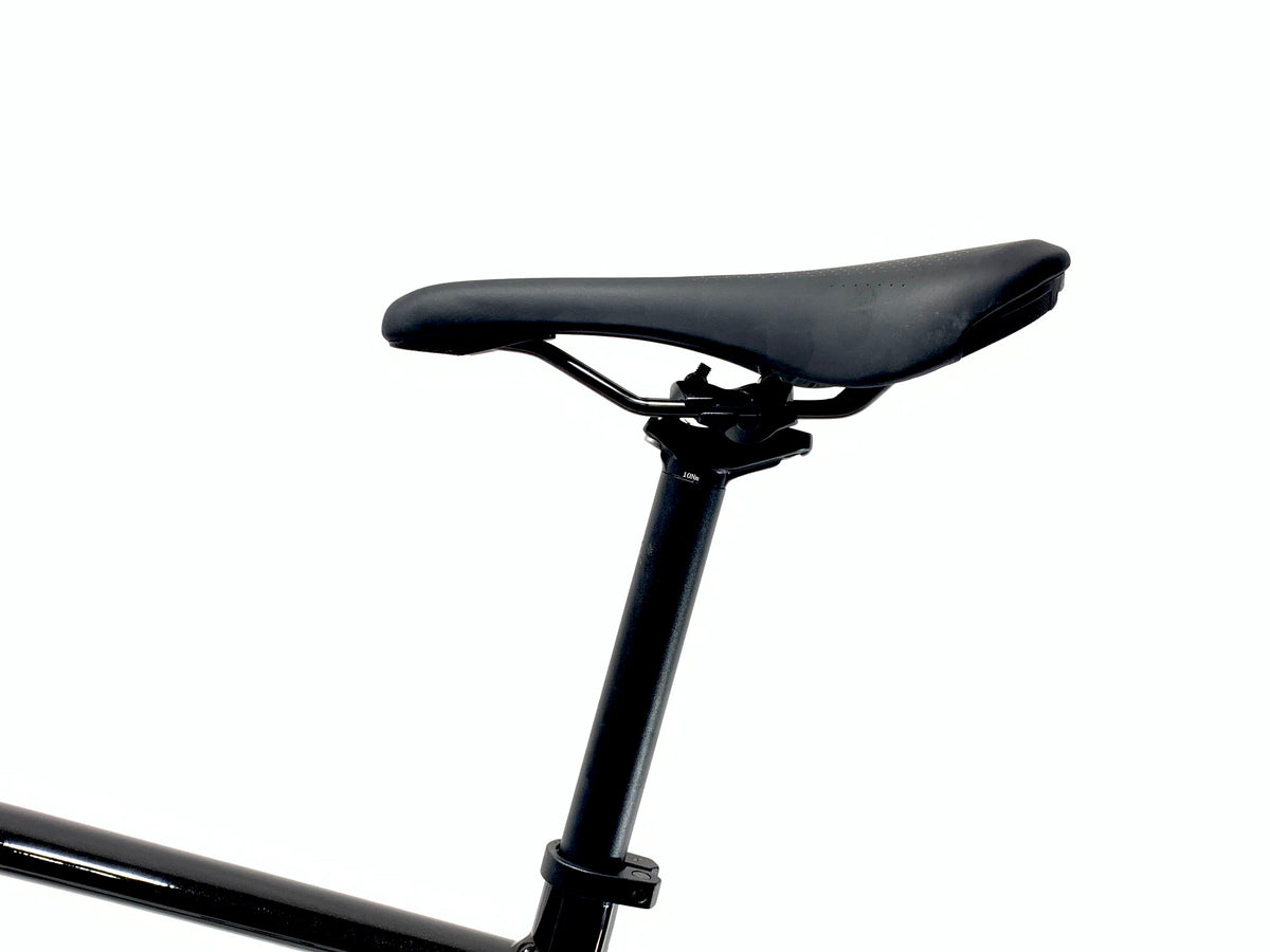 2027 Specialized Sirrus X 2.0 Shimano Size: XL (Preowned)