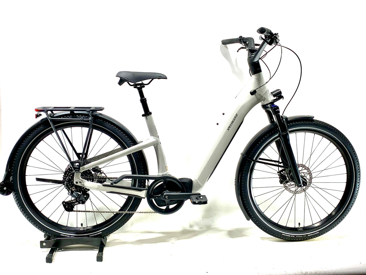 2026 Specialized Turbo Como 4.0 E-Bike Size: Medium (Preowned)