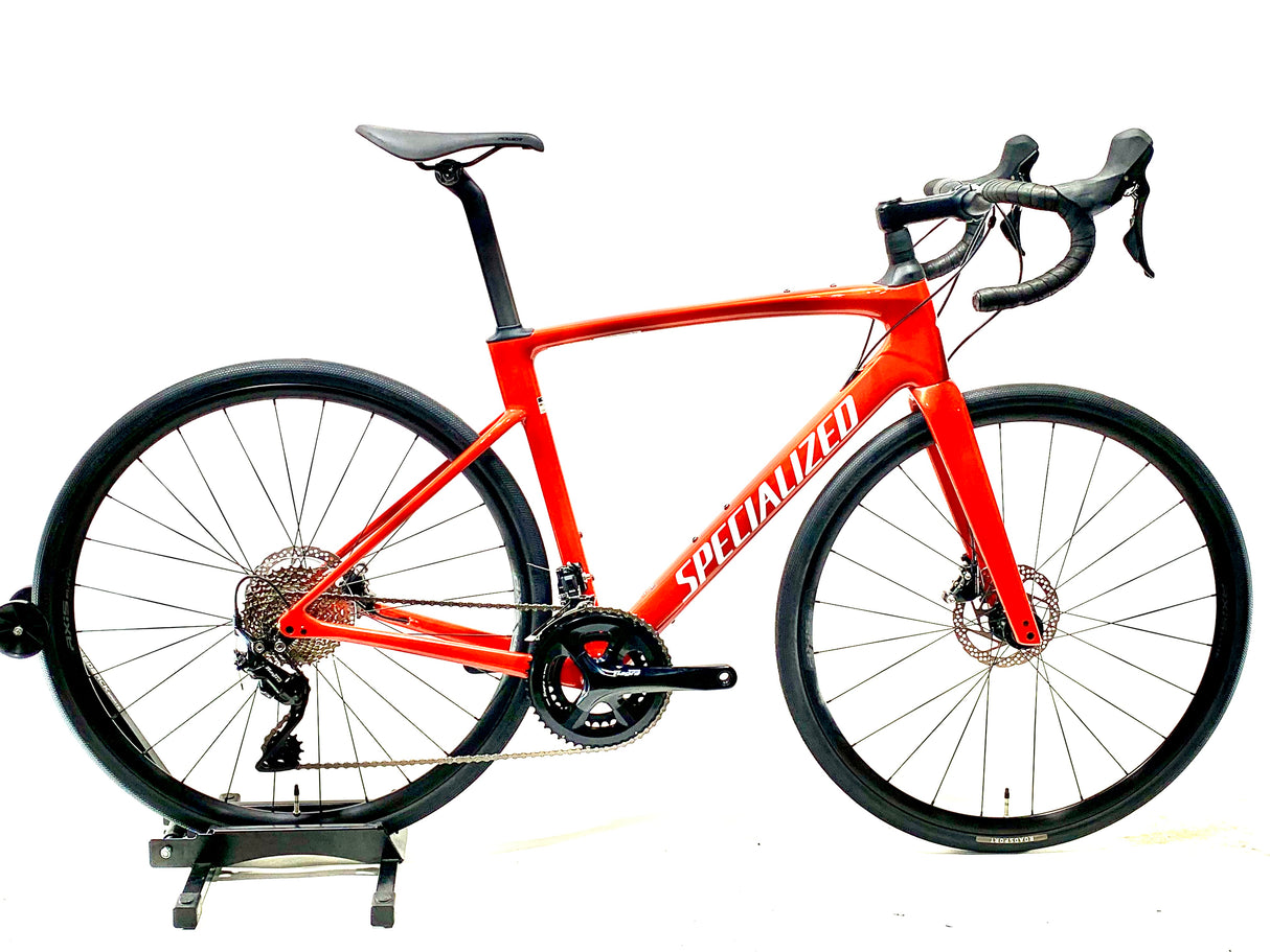 2027 Specialized Roubaix SL8 Shimano Tiagra Size: 56cm (Preowned)