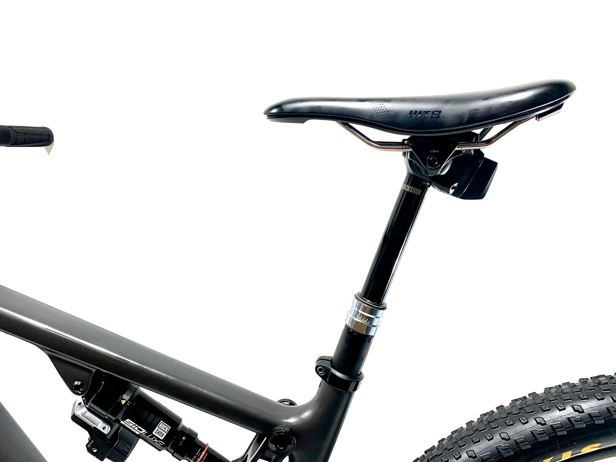 2025 Santa Cruz Blur CC Carbon Sram XX AXS RSV Wheels Size: Large (Preowned)