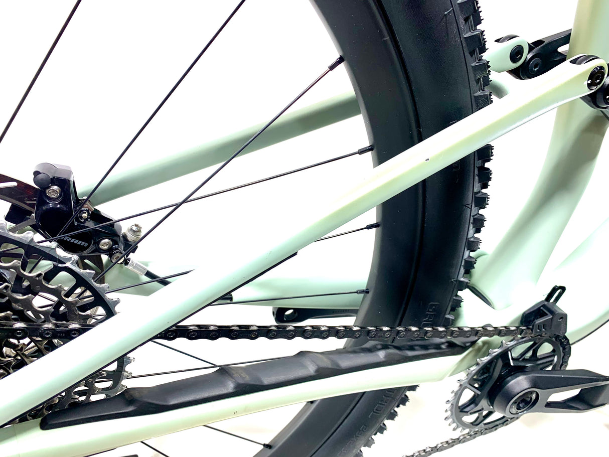 2024 Specialized Epic 8 Evo Pro SRAM X0 AXS Size: Medium (Preowned)