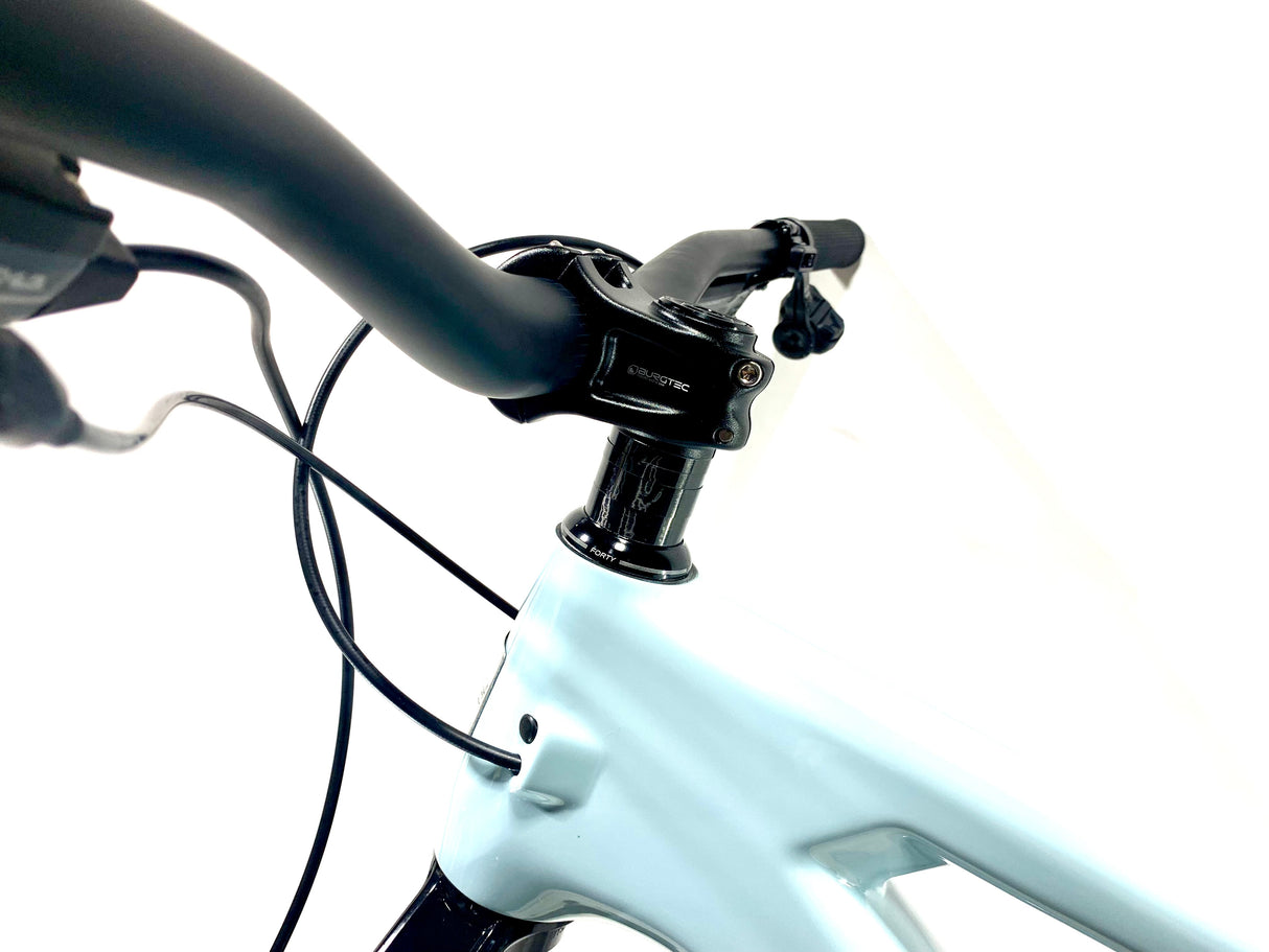 2025 Santa Cruz 5010 Carbon C Sram GX AXS Size: Large (Preowned)