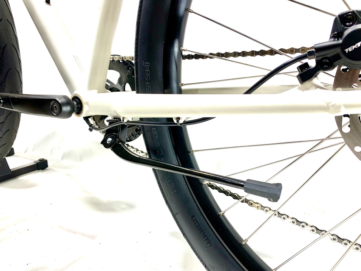 2026 Specialized Roll 3.0 Size: Large (Preowned)