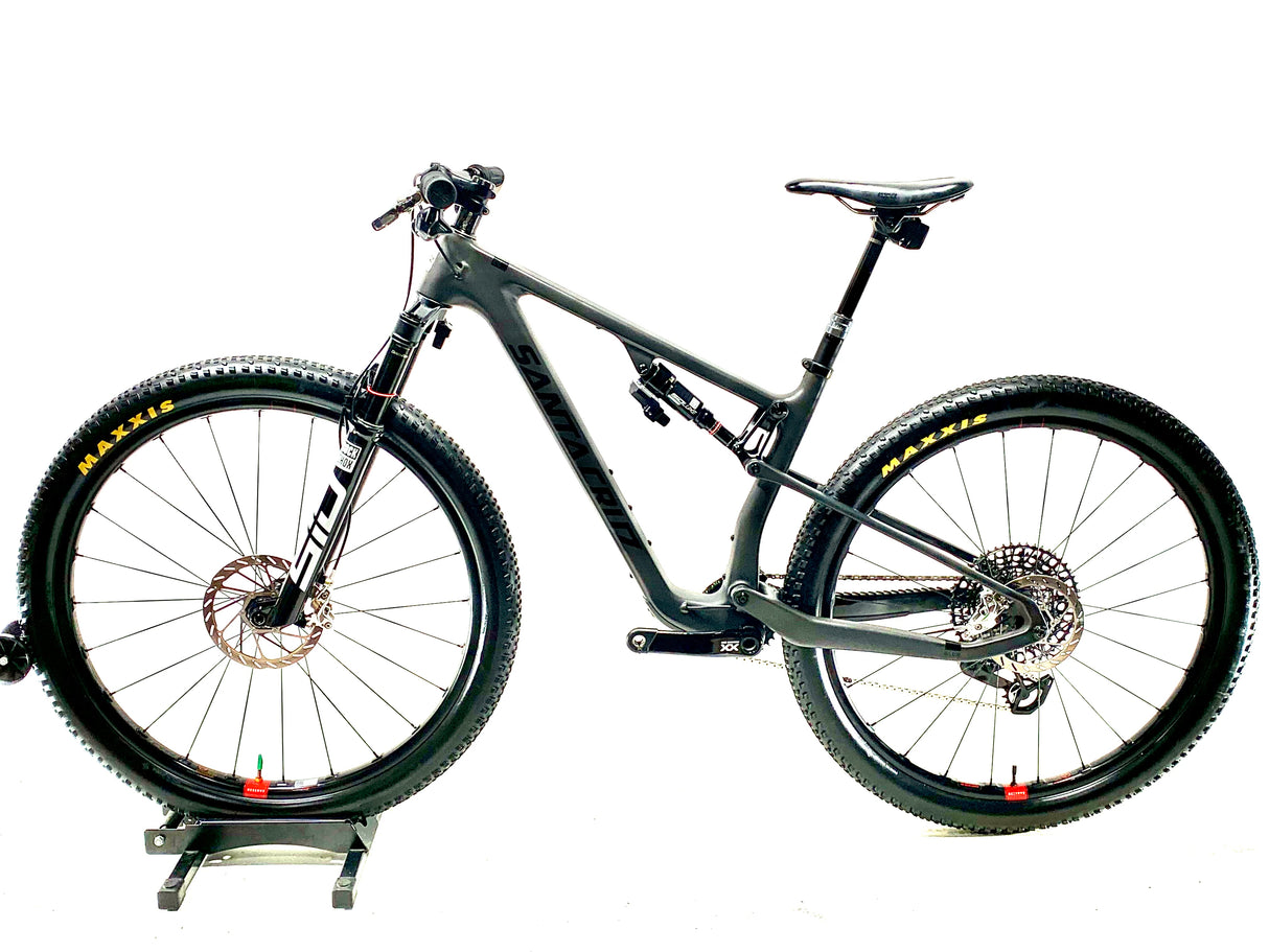 2025 Santa Cruz Blur CC Carbon Sram XX AXS RSV Wheels Size: Large (Preowned)