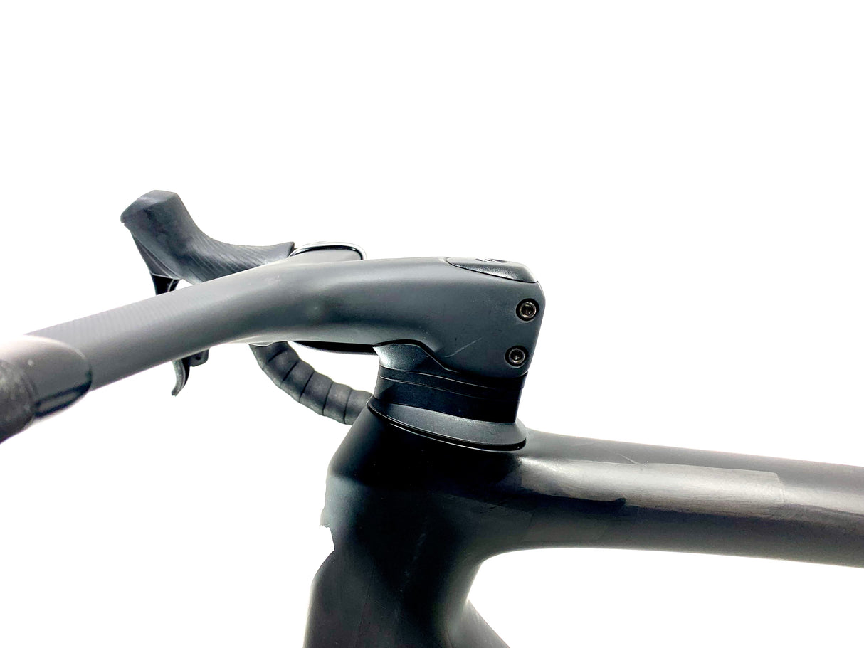 2024 Specialized Tarmac SL8 Pro Force AXS Size: 56cm (Preowned)