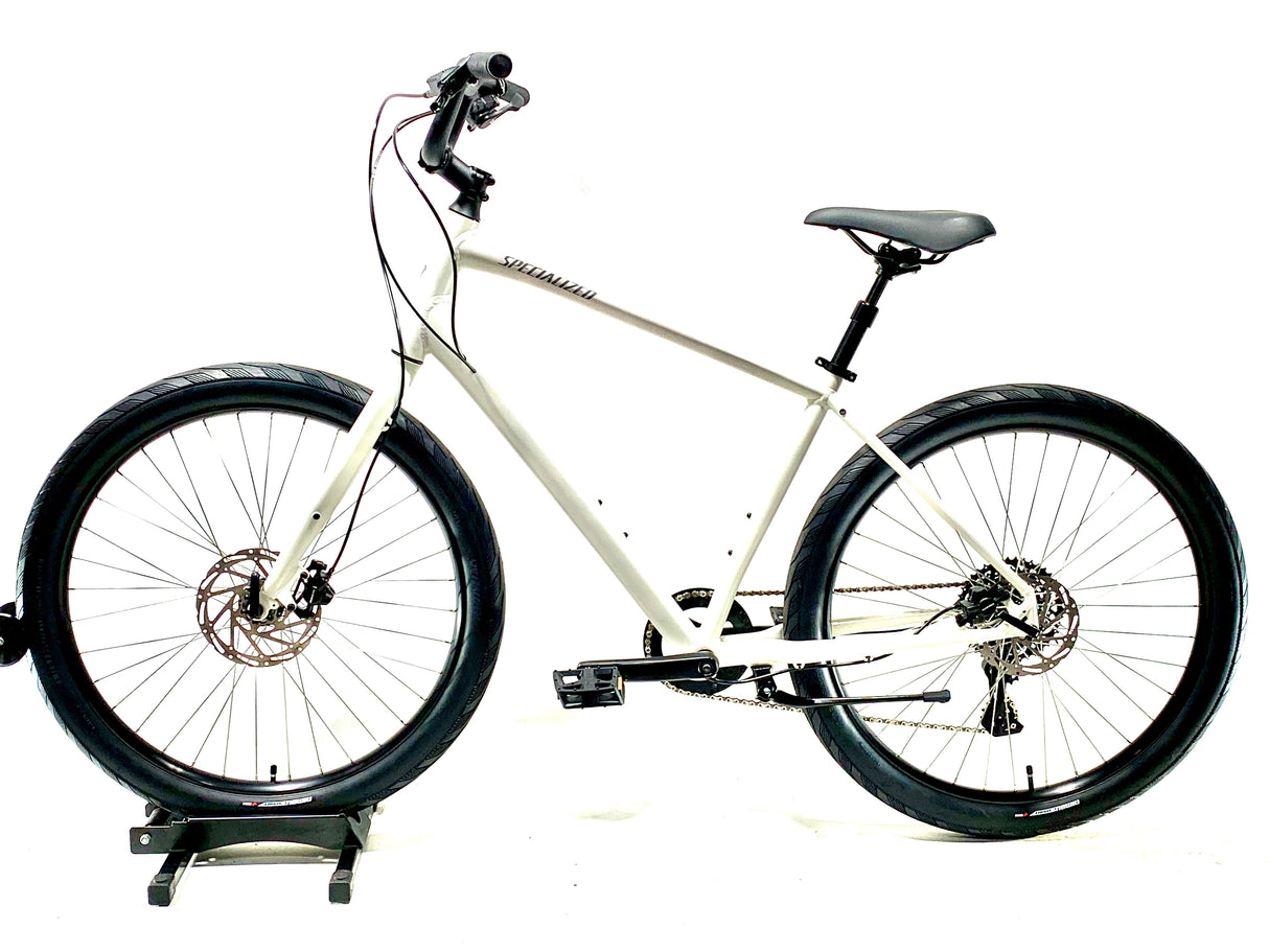 2026 Specialized Roll 3.0 Size: Large (Preowned)