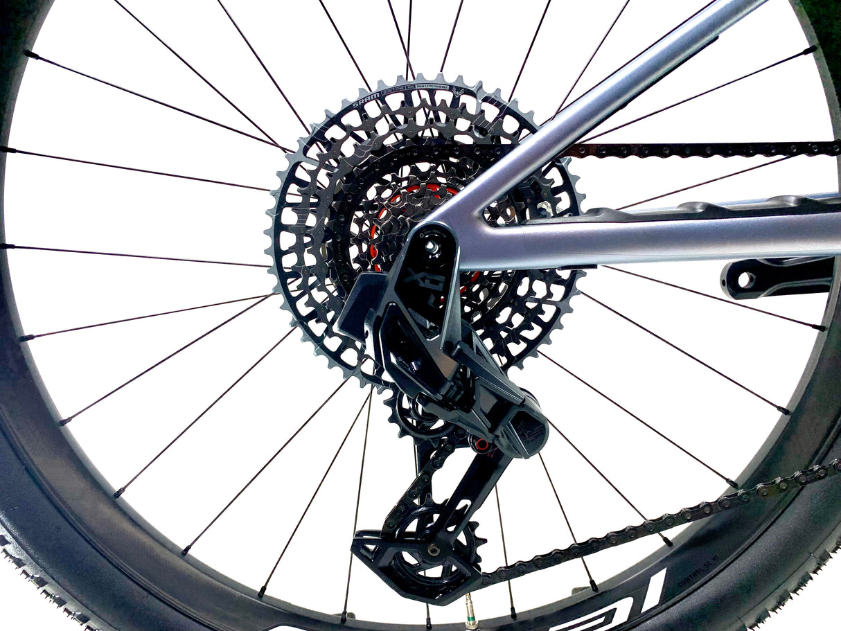 2026 Specialized Epic 8 Pro SRAM X0 AXS 1X12 Size: Medium (Preowned)