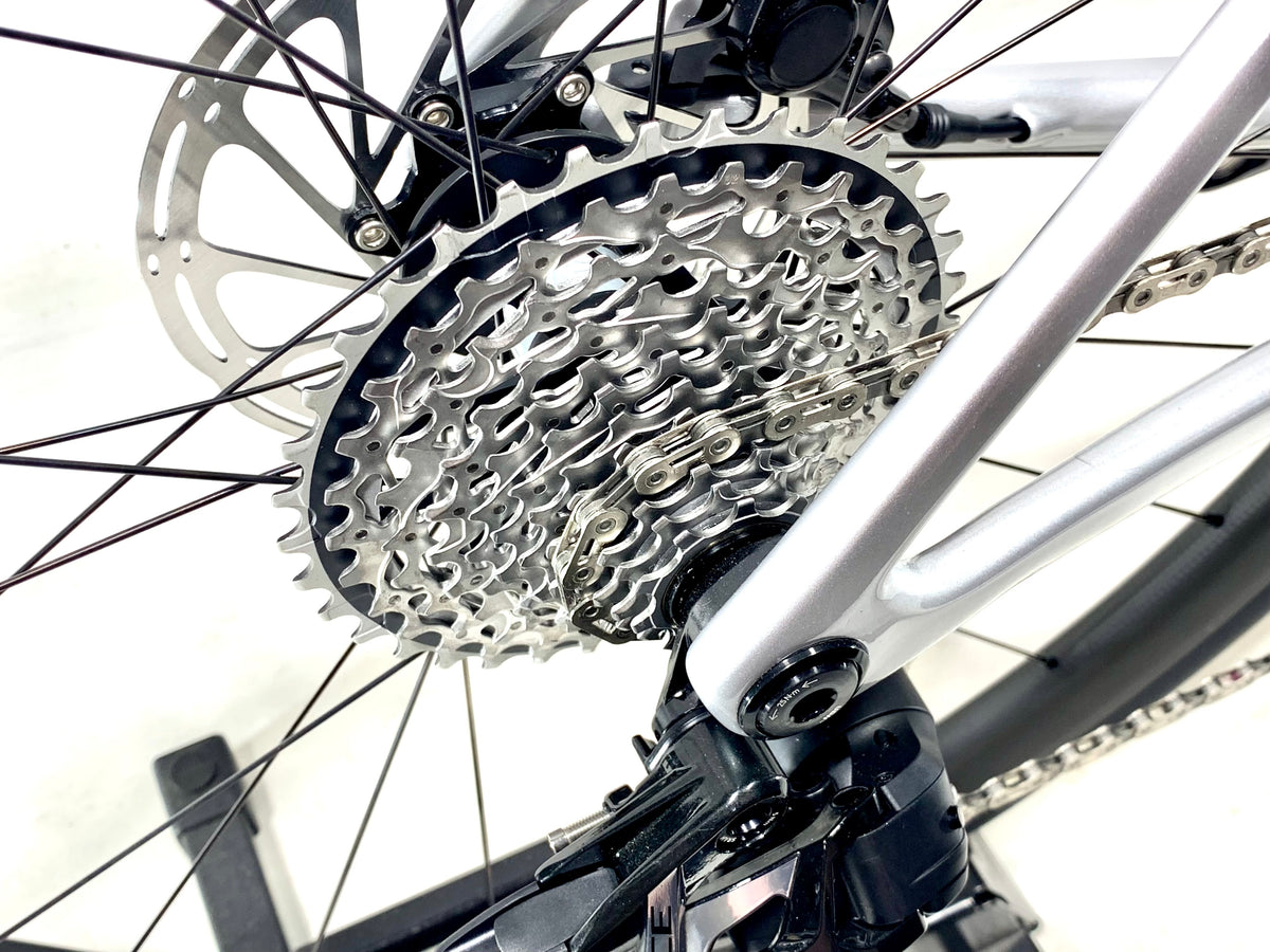 2027 Specialized Tarmac SL9 Expert - SRAM Force AXS Size: 56cm (Preowned)