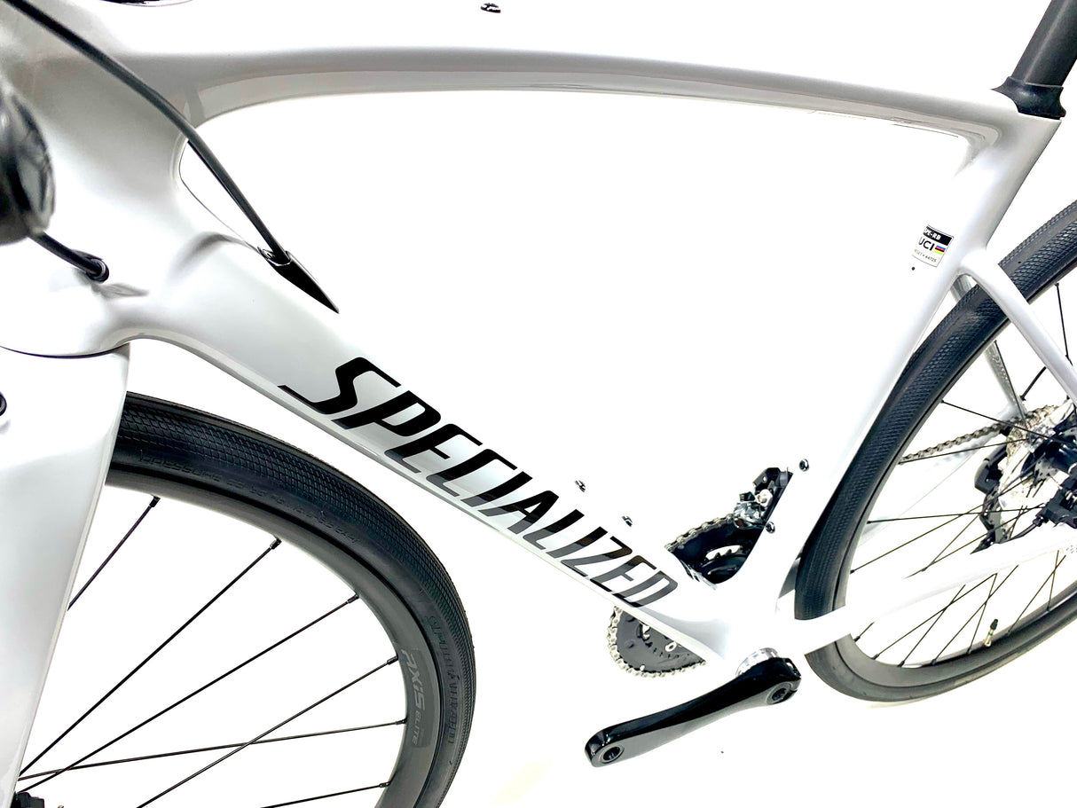 2027 Specialized Roubaix SL8 Shimano Tiagra Size: 56cm (Preowned)