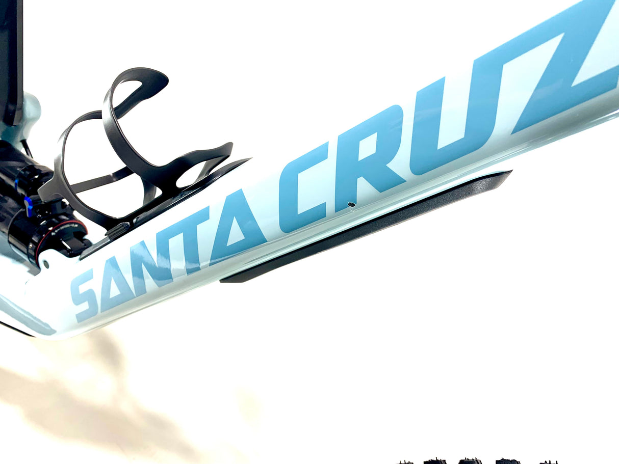 2025 Santa Cruz 5010 Carbon C Sram GX AXS Size: Large (Preowned)