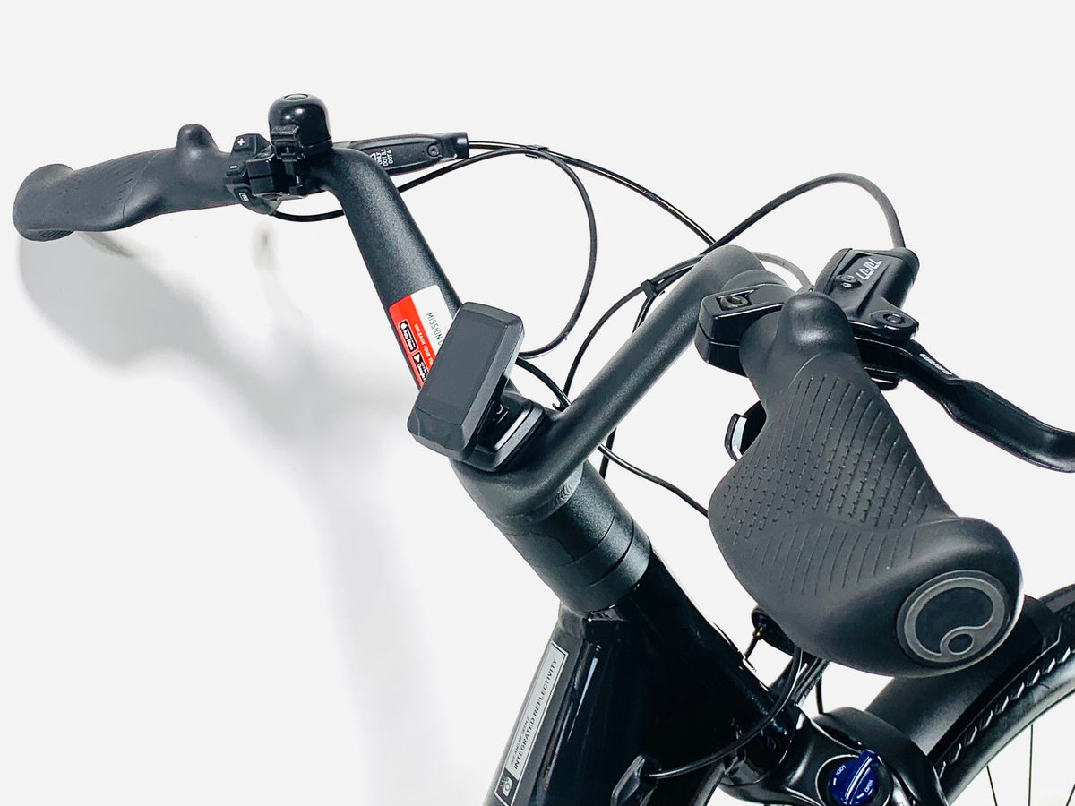 2023 Specialized Turbo Como 4.0 E-Bike Size: Large (Preowned)