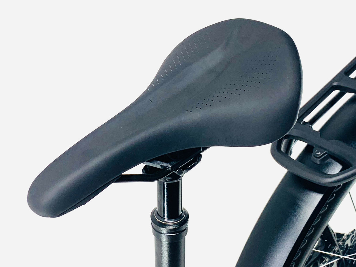 2023 Specialized Turbo Como 4.0 E-Bike Size: Large (Preowned)