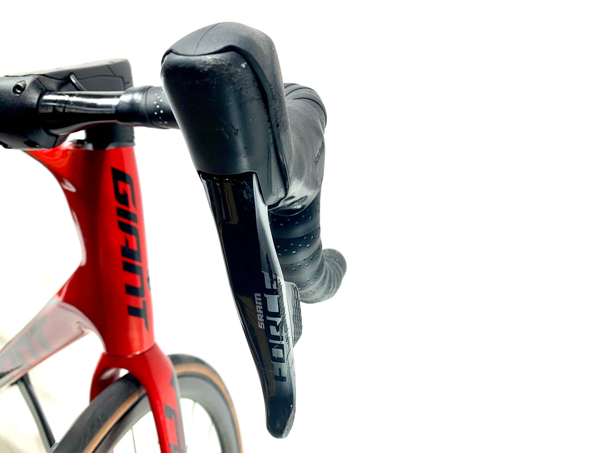 2020 Giant Defy Advanced Pro 1 SRAM Force AXS Size: Large (Preowned)