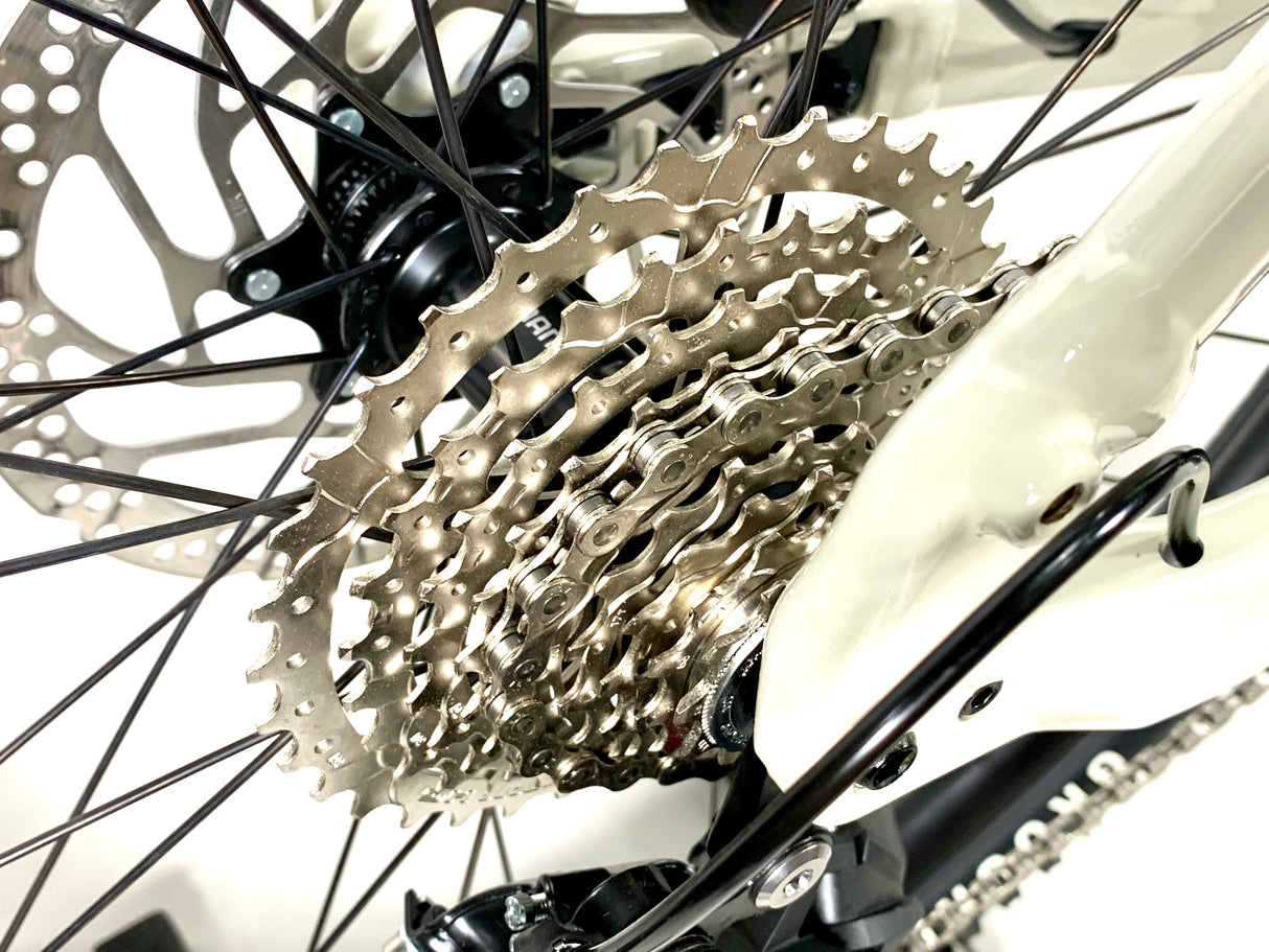 2022 Specialized Turbo Tero 3.0 Step-Through E-Bike 29er Wheels Size: XL